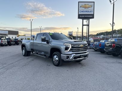 Used 2025 Chevrolet Silverado 3500 LTZ w/ LTZ Convenience Package