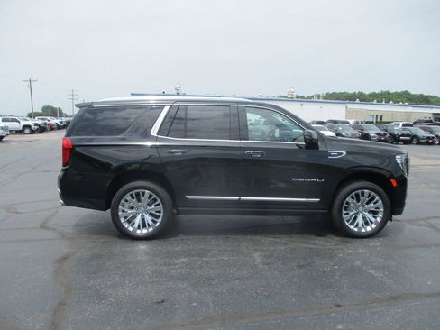 Used 2024 GMC Yukon Denali w/ Denali Reserve Package AWD/4WD image 5