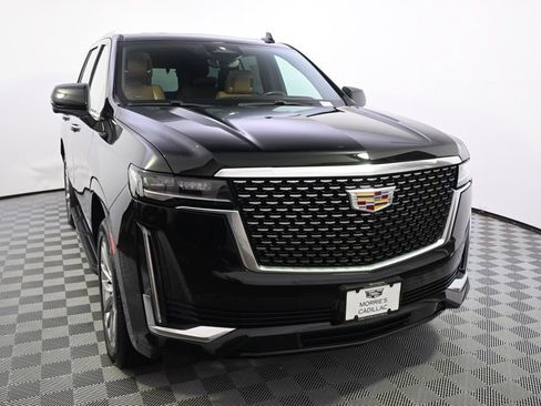 Certified 2021 Cadillac Escalade Premium Luxury AWD/4WD image 9