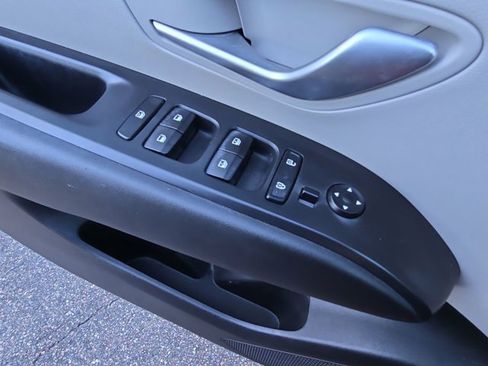 Used 2023 Hyundai Tucson SEL image 18