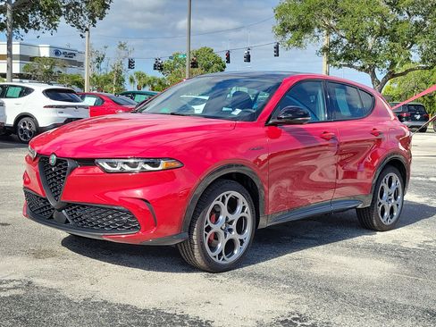 Used 2024 Alfa Romeo Tonale Veloce image 2