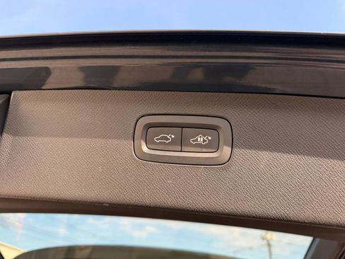 Used 2020 Volvo XC90 T6 Momentum w/ Protection Package Premier AWD/4WD image 30