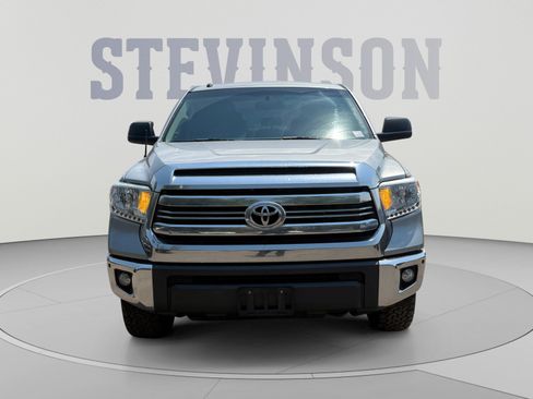 Used 2016 Toyota Tundra SR5 w/ TRD Off Road Package AWD/4WD image 8