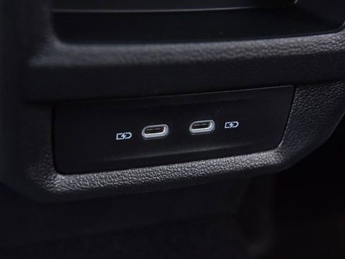 New 2026 Volkswagen Taos SE AWD/4WD image 25
