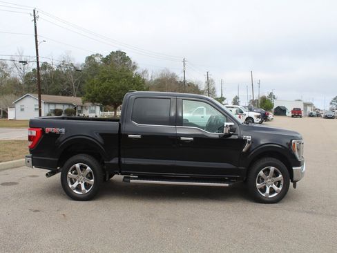 Used 2021 Ford F150 Lariat w/ Equipment Group 502A High image 11