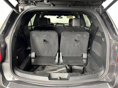 Used 2018 Ford Explorer Platinum AWD/4WD image 21