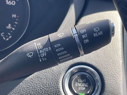 Used 2019 Cadillac XT4 Premium Luxury FWD image 26