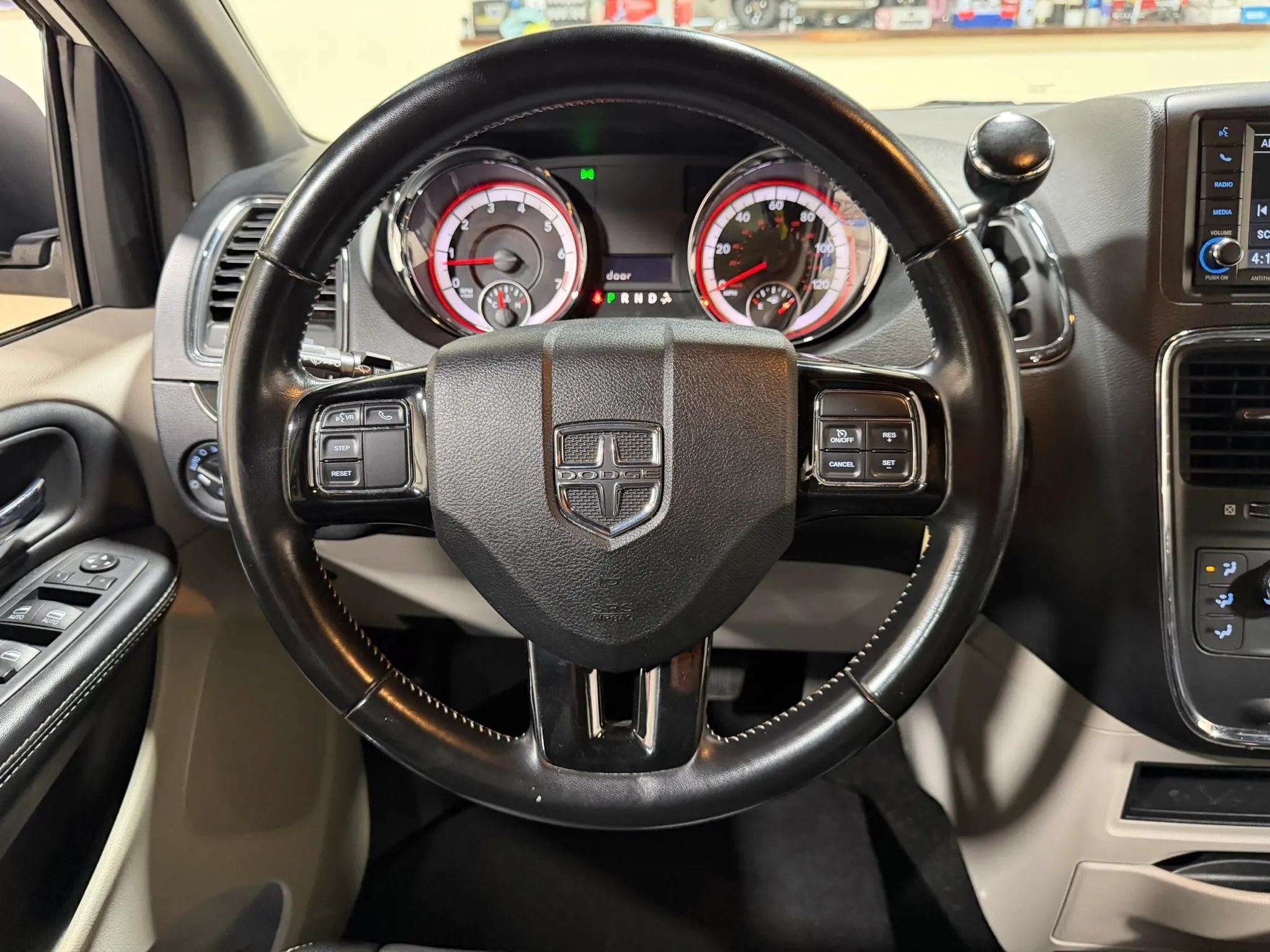Used 2019 Dodge Grand Caravan SXT FWD image 54