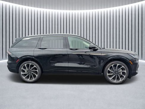 New 2026 Lincoln Nautilus Black Label image 2
