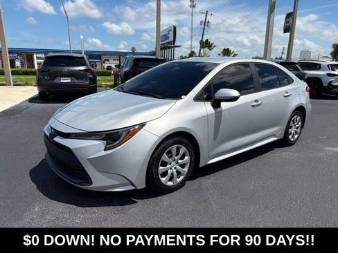 Used 2023 Toyota Corolla LE FWD image 3