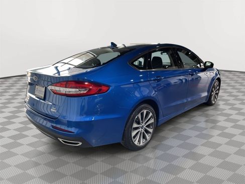 Used 2020 Ford Fusion SE AWD/4WD image 7