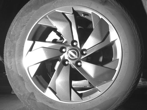 Used 2025 Nissan Rogue SV image 15