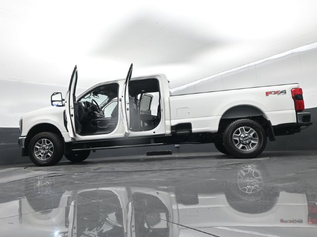 Used 2024 Ford F250 Lariat w/ Lariat Ultimate Package AWD/4WD image 74