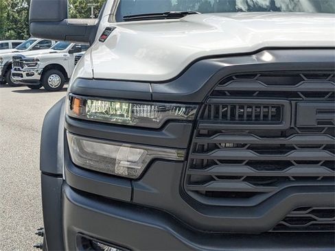 New 2025 RAM 5500 Tradesman image 10