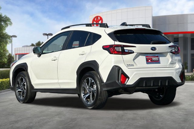 Used 2024 Subaru Crosstrek 2.0i Premium AWD/4WD image 6