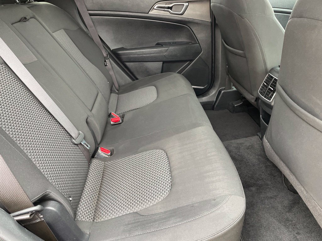 Used 2023 Kia Sportage LX AWD/4WD image 23