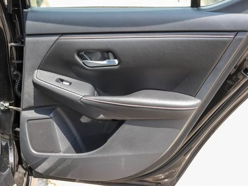Used 2024 Nissan Sentra SR w/ SR Premium Package FWD image 15