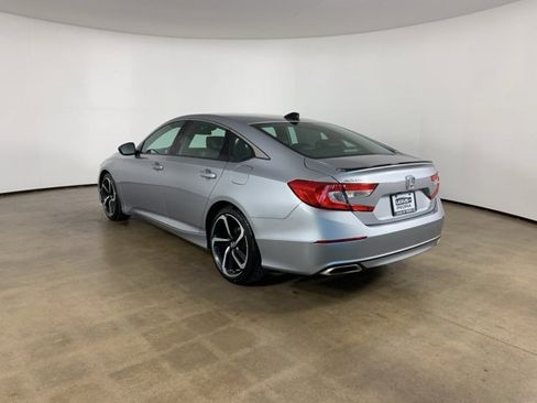 Used 2022 Honda Accord Sport image 32