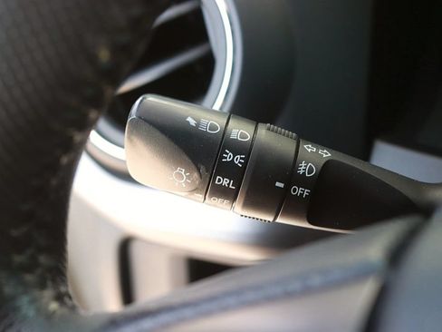 Used 2019 Toyota Tacoma TRD Off-Road AWD/4WD image 22