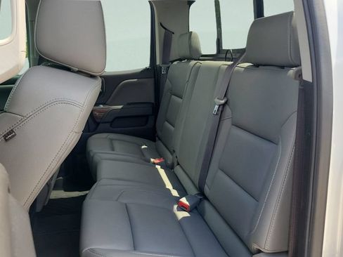 Used 2017 GMC Sierra 1500 SLT w/ SLT Premium Package AWD/4WD image 10
