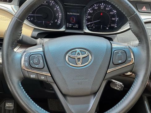 Used 2014 Toyota Avalon XLE Premium FWD image 12