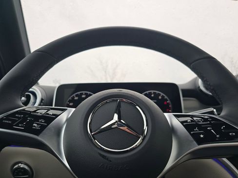 New 2026 Mercedes-Benz GLC 300 4MATIC image 28