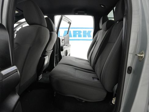 Used 2019 Toyota Tacoma TRD Sport image 29