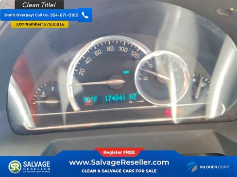 Used 2011 Chevrolet HHR LT FWD image 12