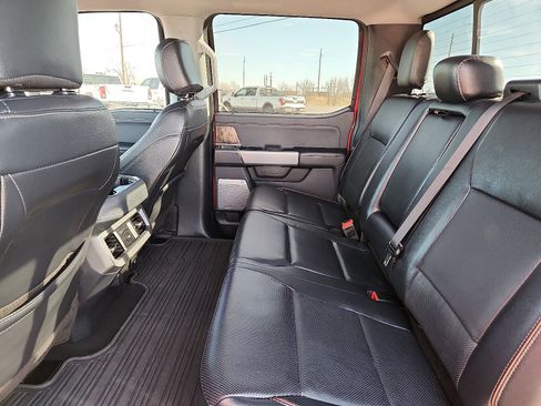 Used 2023 Ford F350 Lariat w/ Lariat Ultimate Package image 9