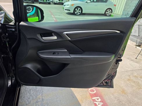 Used 2015 Honda Fit LX image 23