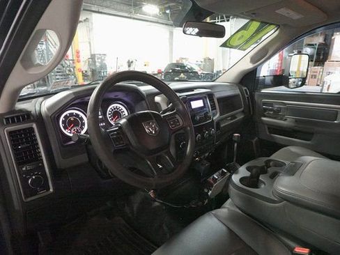 Used 2016 RAM 5500 Tradesman w/ Power Accessory Group image 12