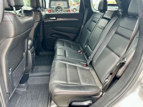 Used 2021 Jeep Grand Cherokee Trailhawk w/ Trailhawk Luxury Group AWD/4WD image 12