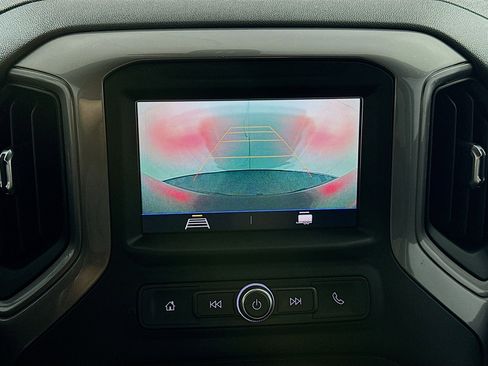 Used 2019 Chevrolet Silverado 1500 Custom w/ Custom Max Trailering Package AWD/4WD image 21