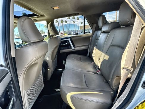 Used 2015 Toyota 4Runner SR5 image 25