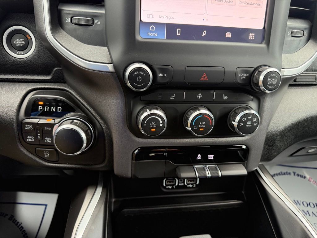 Used 2023 RAM 1500 Big Horn AWD/4WD image 24