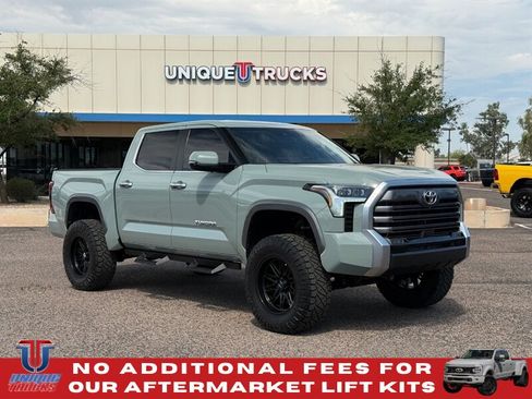 Used 2024 Toyota Tundra Limited AWD/4WD image 4