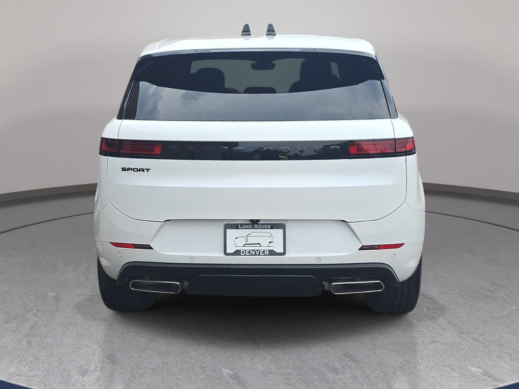 New 2026 Land Rover Range Rover Sport Dynamic SE AWD/4WD image 6