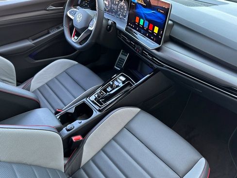 New 2026 Volkswagen GTI SE FWD image 16