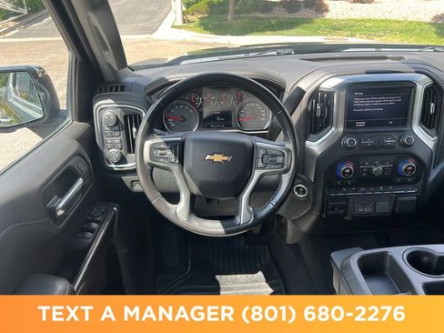 Used 2019 Chevrolet Silverado 1500 LTZ w/ Z71 Off-Road Package AWD/4WD image 16