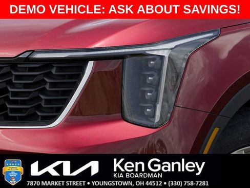 New 2025 Kia Sorento LX FWD image 10
