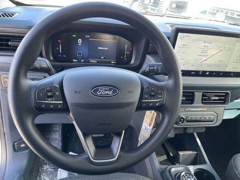 New 2025 Ford Maverick XL image 16