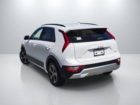 New 2026 Kia Niro LX FWD image 6