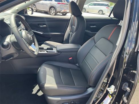 New 2025 Nissan Sentra SR w/ SR Premium Package image 15