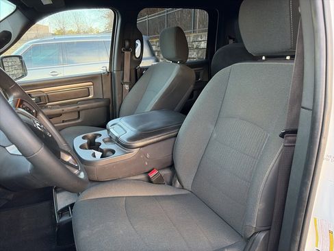 Used 2021 RAM 1500 Classic Warlock image 7