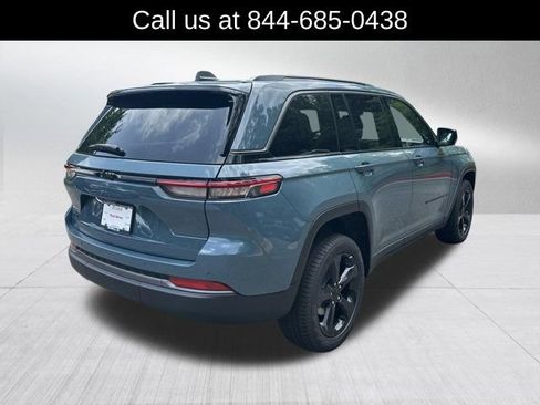New 2026 Jeep Grand Cherokee Limited w/ Limited Altitude Package AWD/4WD image 5