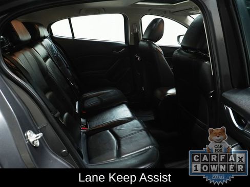 Used 2018 MAZDA MAZDA3 Grand Touring w/ Premium Equipment Package image 14