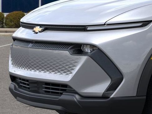 New 2026 Chevrolet Equinox EV LT image 13