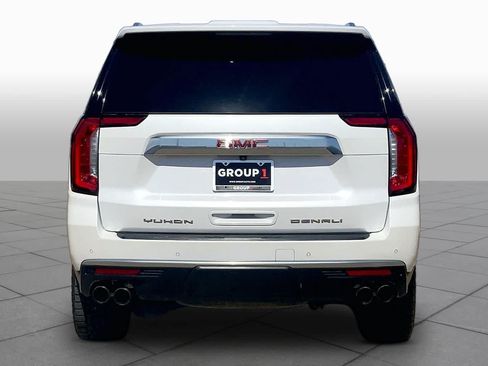 Used 2023 GMC Yukon Denali AWD/4WD image 5