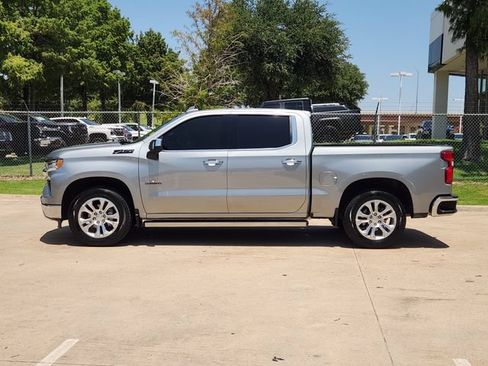 Used 2024 Chevrolet Silverado 1500 LTZ AWD/4WD image 4