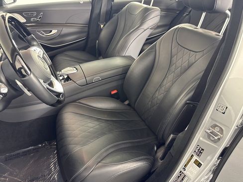 Used 2020 Mercedes-Benz S 560 4MATIC Sedan image 32